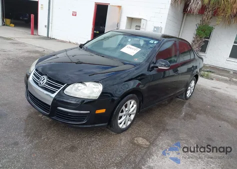 2010 Volkswagen Jetta Limited Edition from USA, damaged, VIN 3VWRX7AJ8AM115847